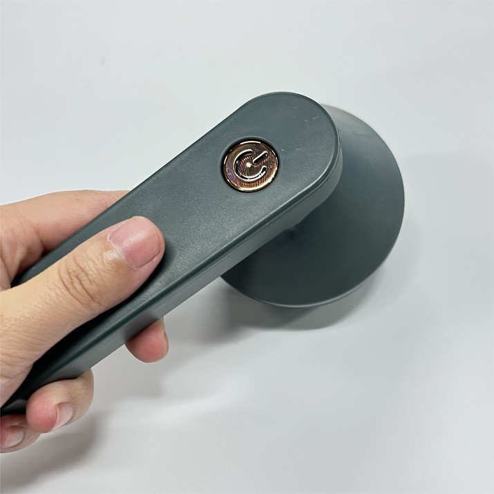 Ultimate Lint Remover™