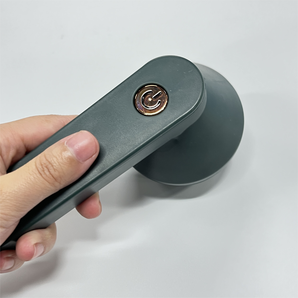 Ultimate Lint Remover™