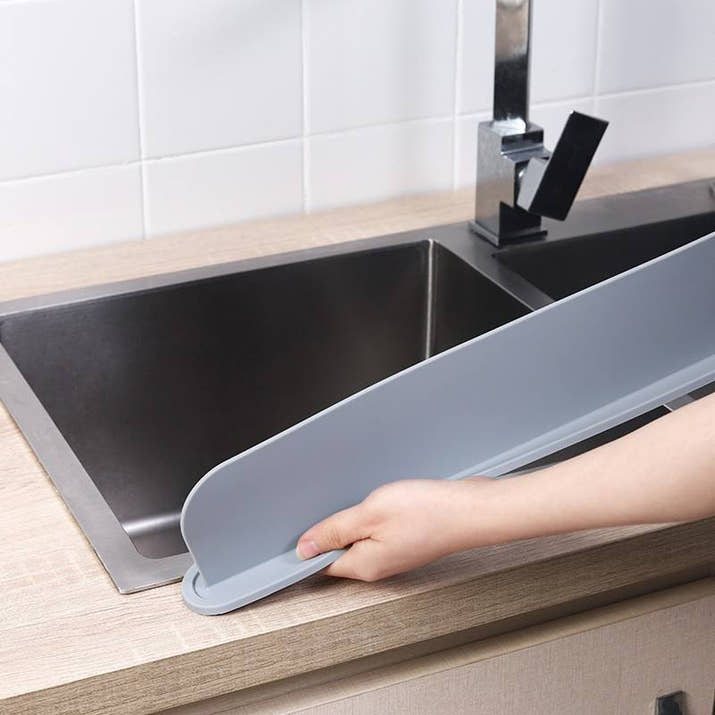Eco-Friendly Silicone Sink Splash Guard™