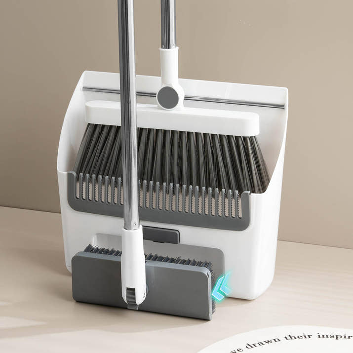 Ultimate 3-in-1 Foldable Broom Set™